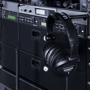 Adam Hall 87530 Кронштейн 2 U для наушников